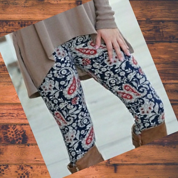 Pants - Navy with red paisley leggings